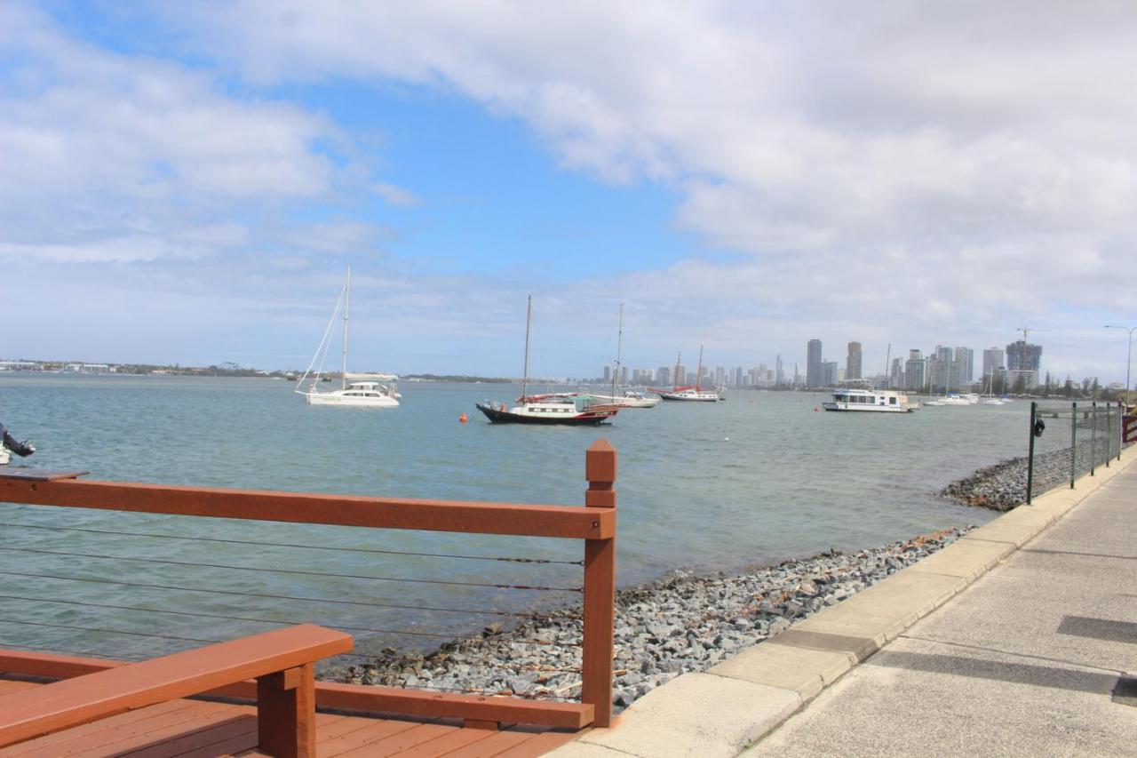 Broadwater Keys Holiday Apartments Gold Coast Luaran gambar